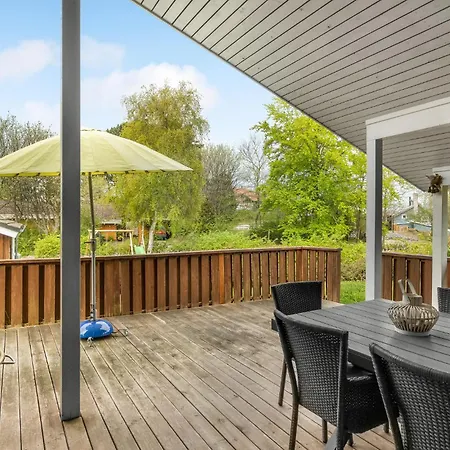 Awesome In With Kitchen